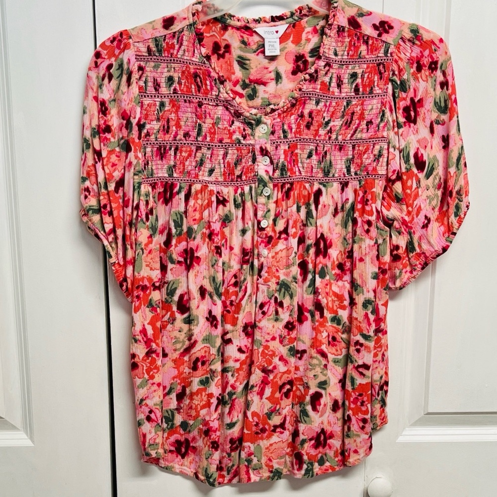 intro. Pink Floral Button-Front Smocked Yoke Blouse Petite Size PXL